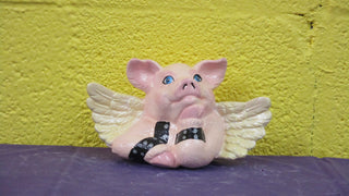 Pig - Angel, Shelfsitter